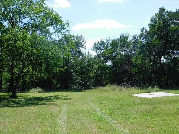 0ff Locust Avenue, Hubbard, TX 76648