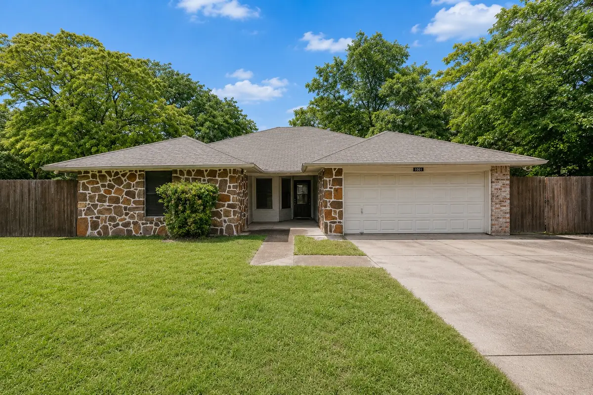 1001 Rosebud Drive, Azle, TX 76020 - #1