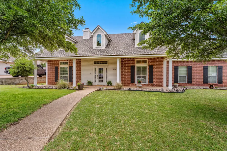 429 W Wall Street, Hewitt, TX 76643 - #3