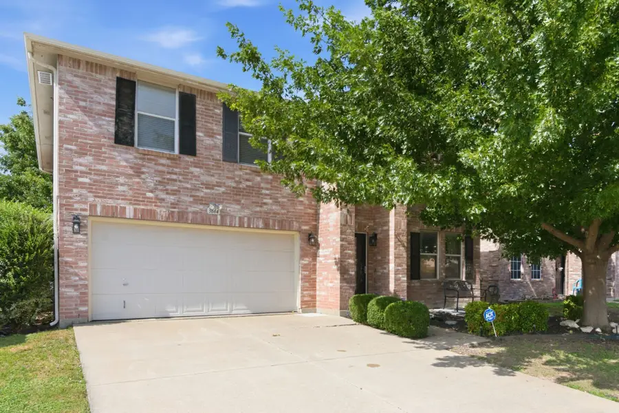 3844 Irish Setter Drive, Fort Worth, TX 76123 - #2