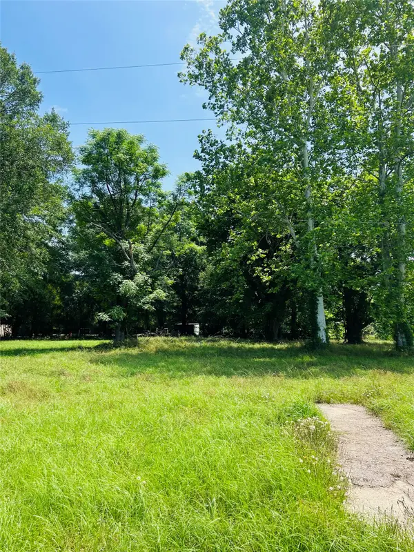 610 6th Street, Chandler, TX 75758