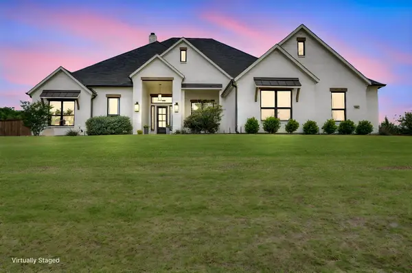 3011 Wesley Street, Midlothian, TX 76065