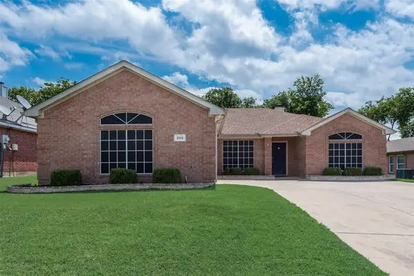 200 N Bending Oak Lane, Wylie, TX 75098