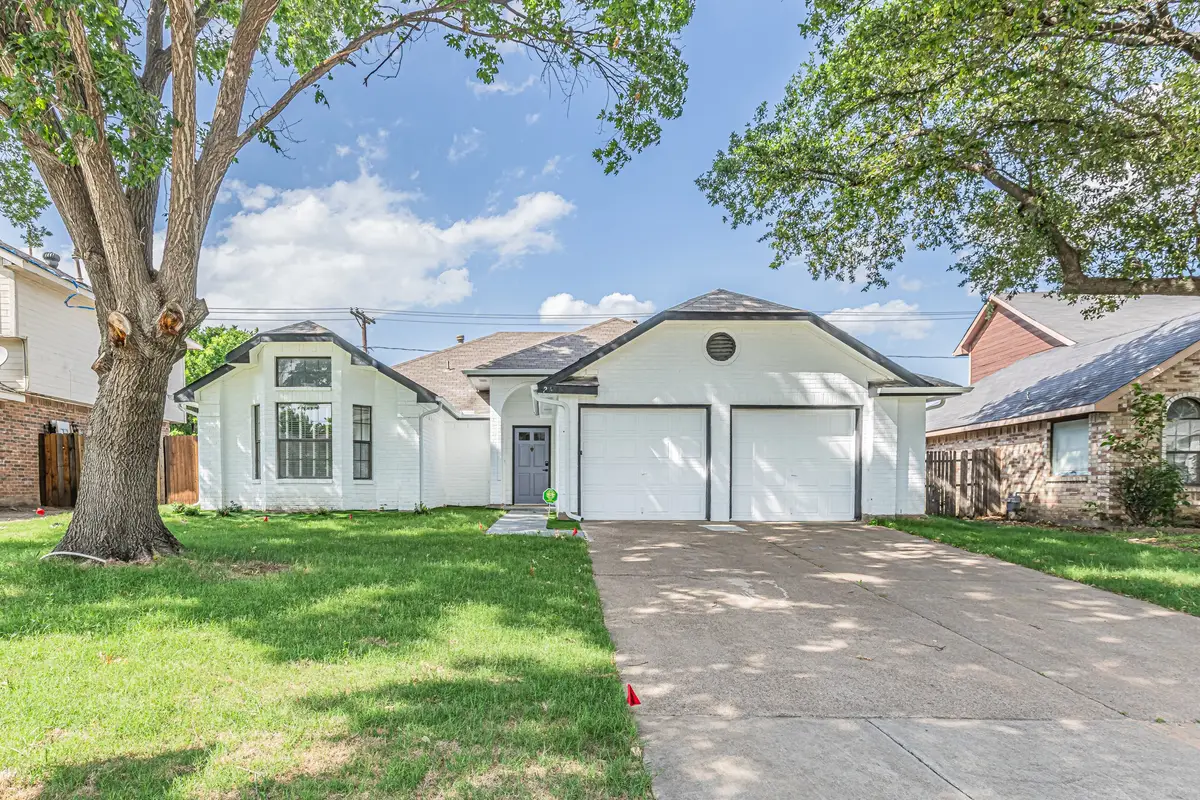2850 Fenwick Street, Grand Prairie, TX 75052 - #1