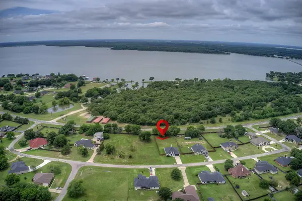 10605 Lago Vista, Quinlan, TX 75474