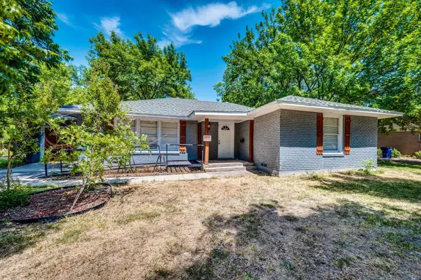 504 John Arden Drive, Waxahachie, TX 75165