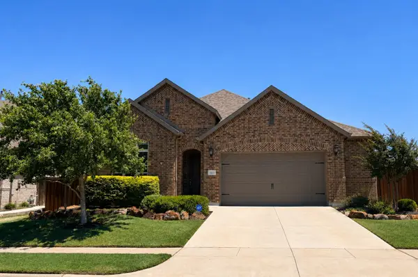 3912 Primrose Drive, Aubrey, TX 76227