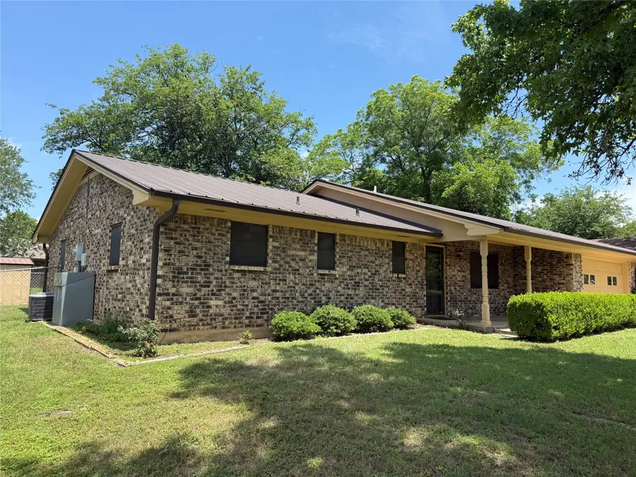 2545 Phelps Street, Stephenville, TX 76401 - #2