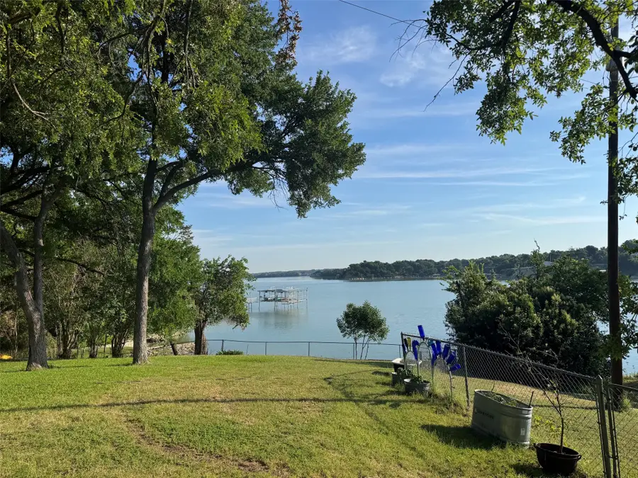 302 Collum Drive, Lake Bridgeport, TX 76426 - #3