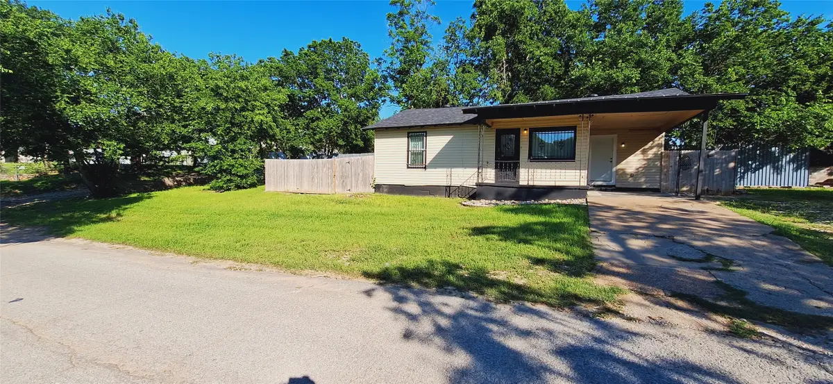 3322 NW 30th Street, Fort Worth, TX 76106 - #1