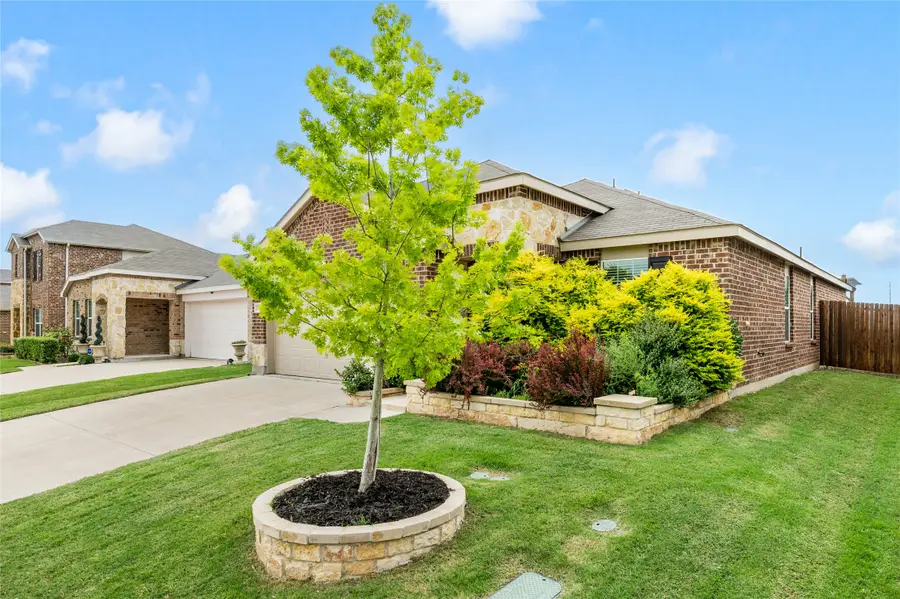 945 Shire Avenue, Haslet, TX 76052 - #3