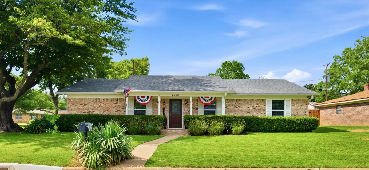 2605 Easy Street, Denison, TX 75020 - #1