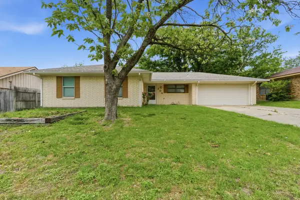 209 Moonlight- Trail, Stephenville, TX 76401