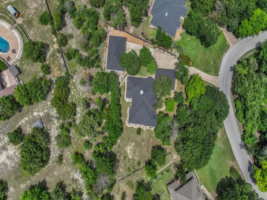 148 Saddle Brook Drive, Hudson Oaks, TX 76087 - #2