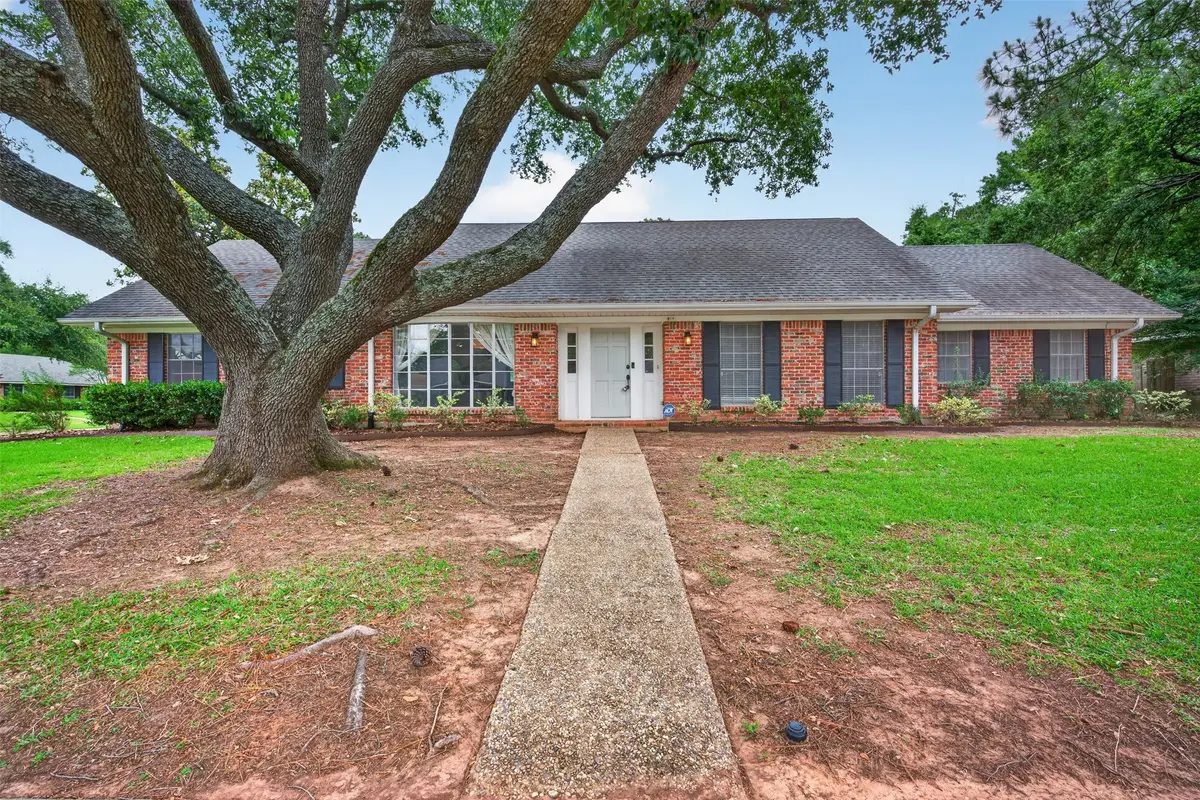 7501 Camelback Drive, Shreveport, LA 71105 - #1