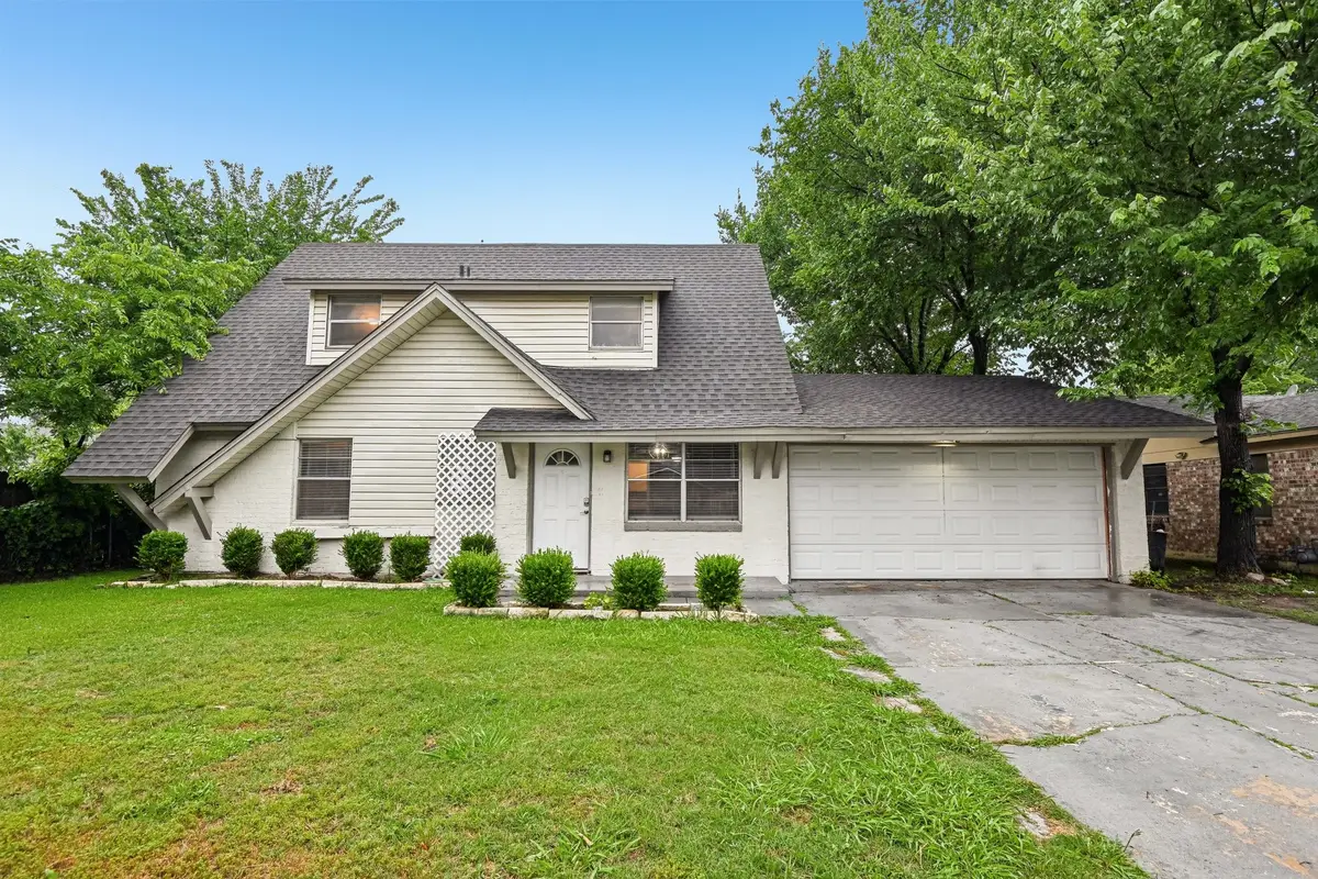 6324 Scotsdale Drive, Forest Hill, TX 76119 - #1