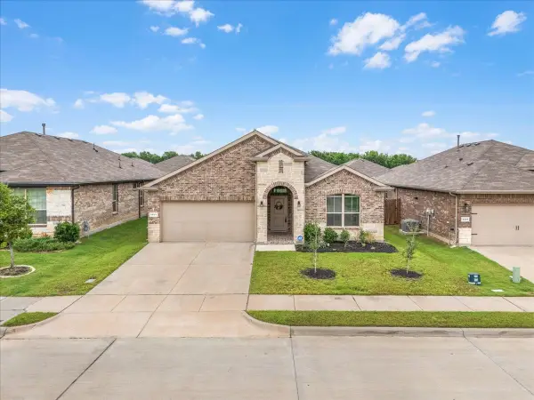 2405 Briscoe Ranch Drive, Weatherford, TX 76087