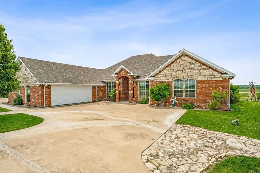 641 Comanche Lake Road, Comanche, TX 76442 - #2