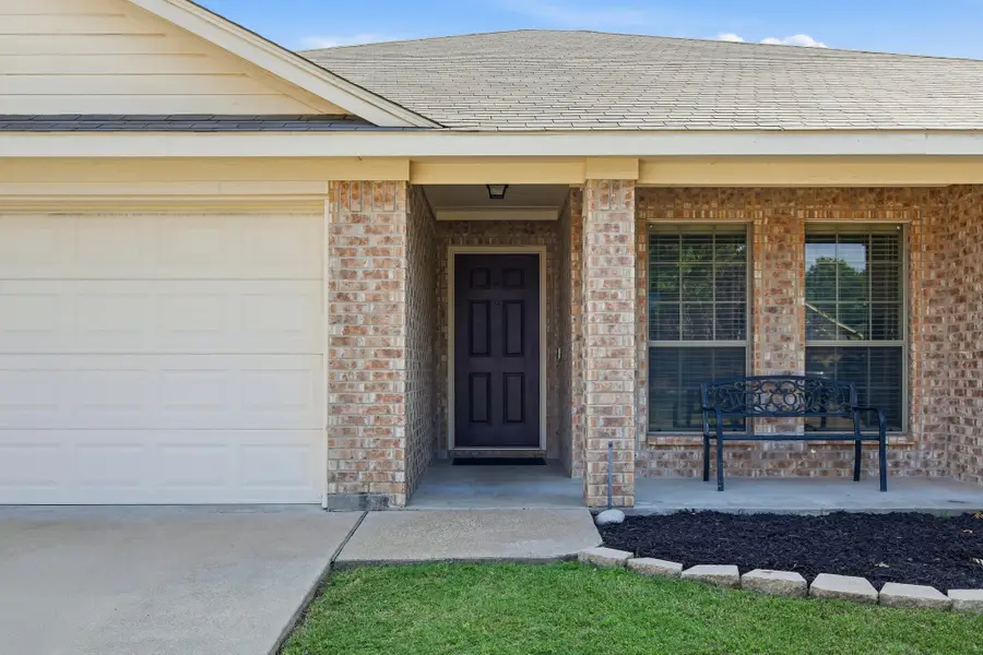 557 Jeffdale Drive, Burleson, TX 76028 - #3