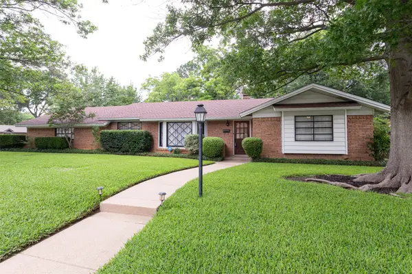 7101 Jewell Avenue, Fort Worth, TX 76112