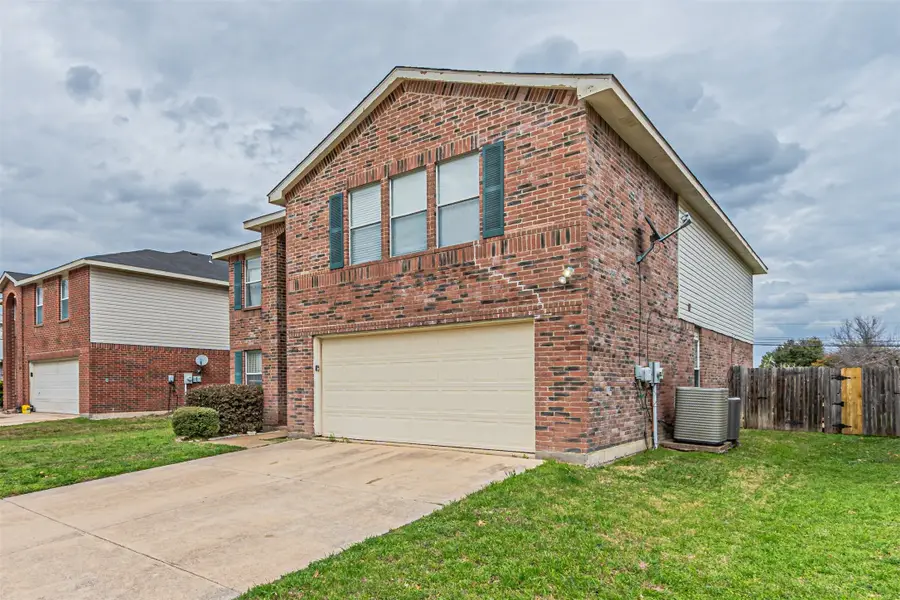 3016 Cesareo Drive, Grand Prairie, TX 75052 - #3