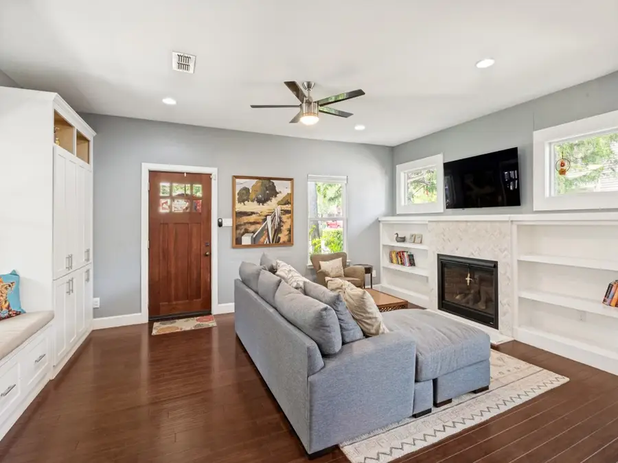 630 N Edgefield Avenue, Dallas, TX 75208 - #3