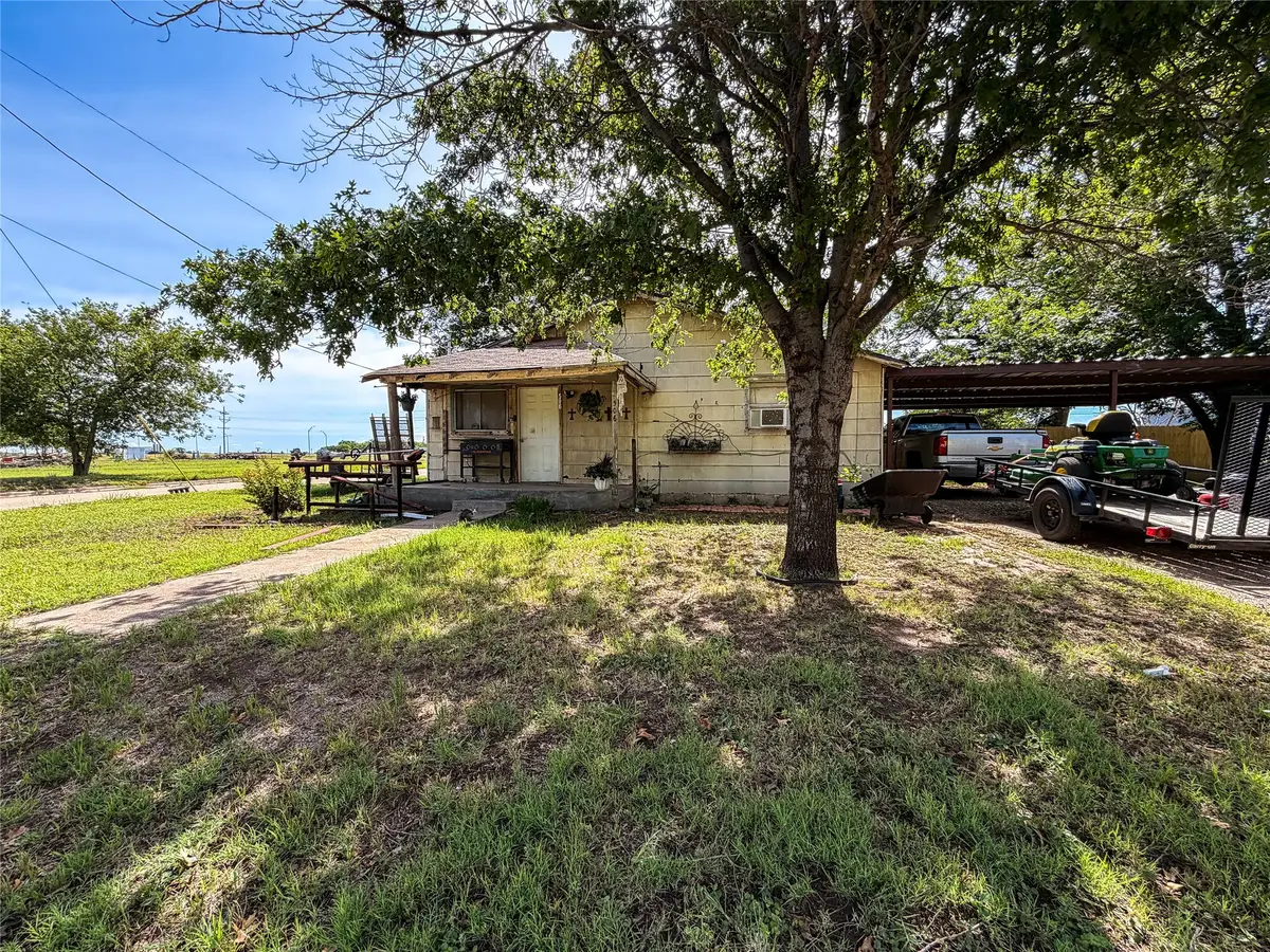 506 N Avenue B, Haskell, TX 79521 - #1