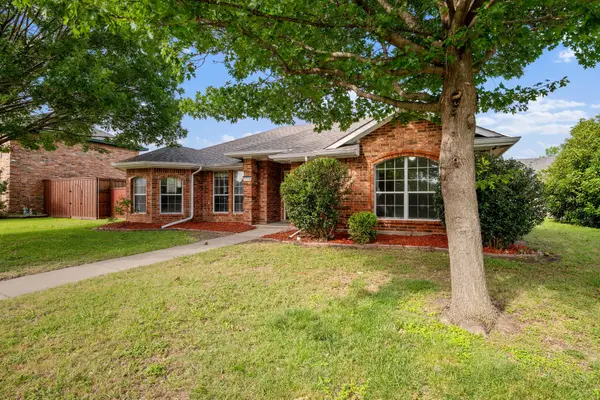 5709 Eagle Drive, Rowlett, TX 75088