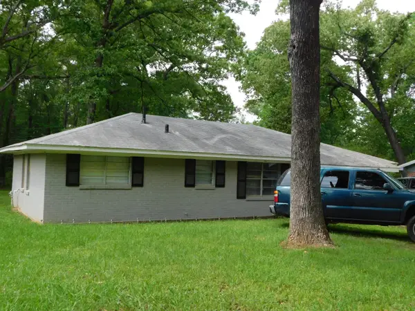 714 NE 5th Street, Springhill, LA 71075