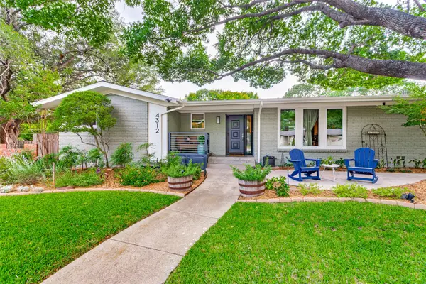 4312 Warnock Court, Fort Worth, TX 76109