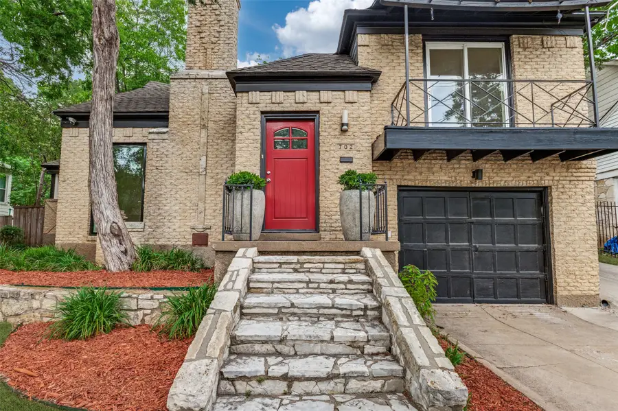702 N Hampton Road, Dallas, TX 75208 - #2