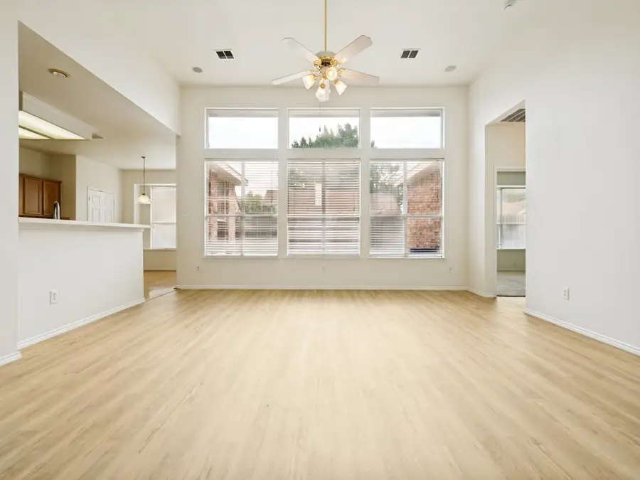 2806 Cheshire Way, Grand Prairie, TX 75052 - #3