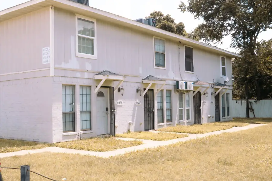 4935 Miller Avenue, Fort Worth, TX 76119 - #2
