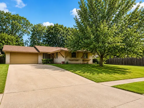 1925 Normandy Drive, Irving, TX 75060