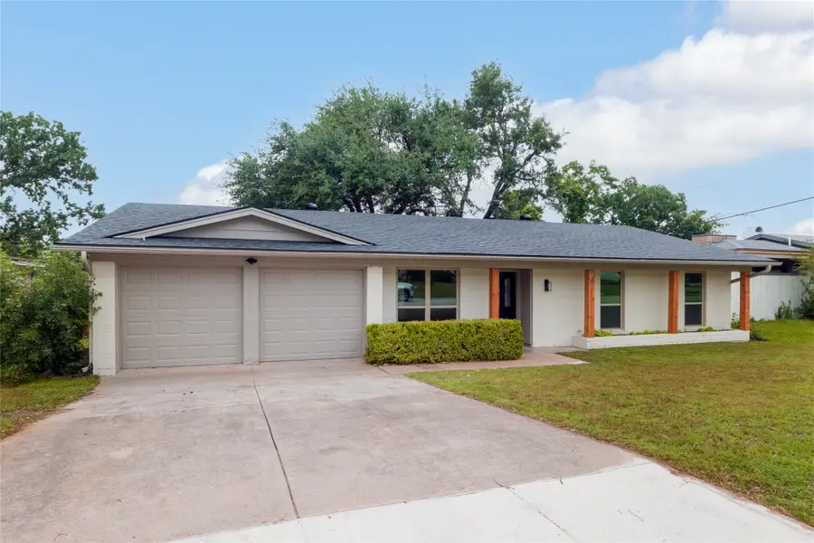 2004 York Drive, Edgecliff Village, TX 76134 - #2