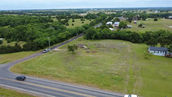 5856 County Road 1094, Celeste, TX 75423