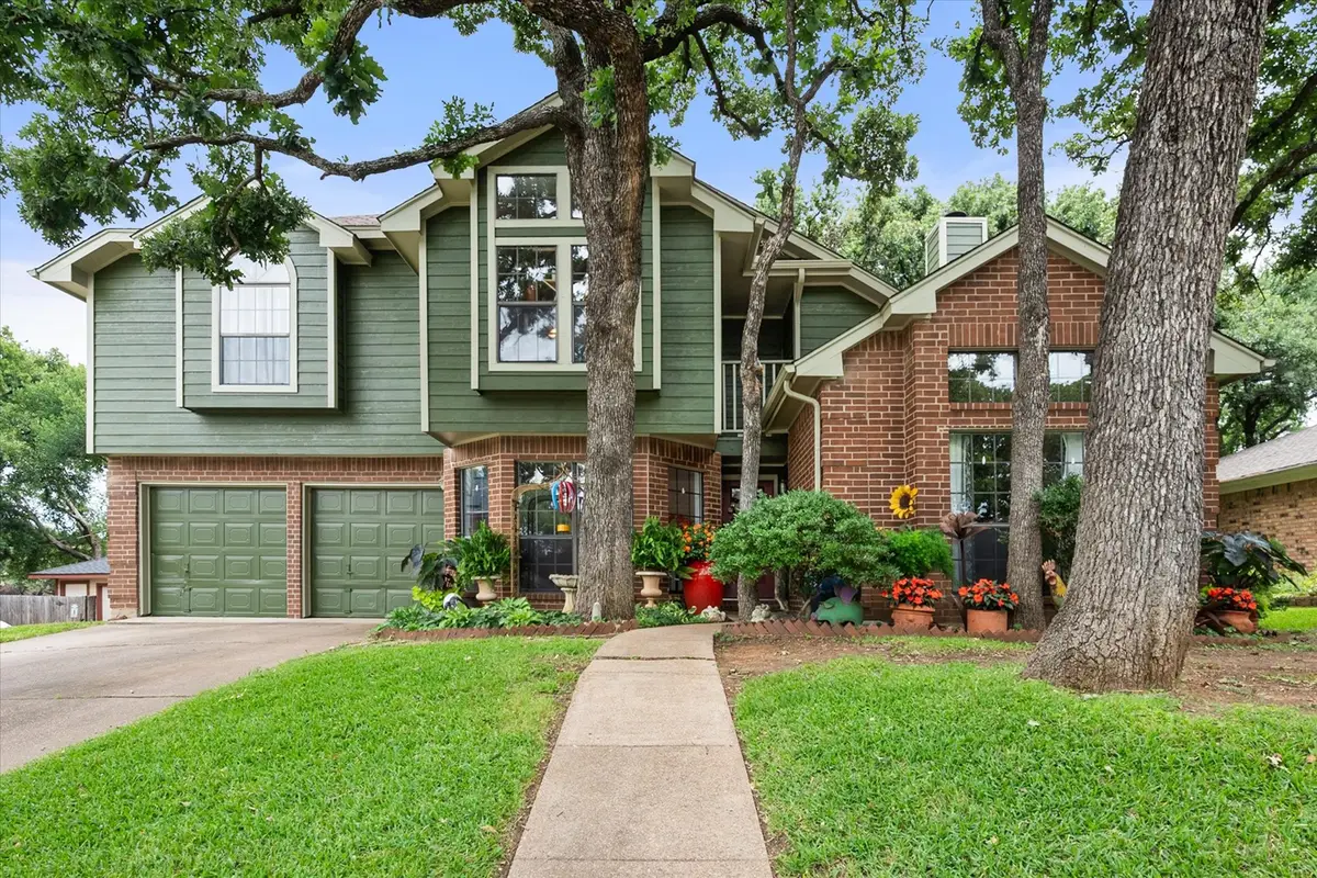 6616 Shorewood Drive, Arlington, TX 76016 - #1