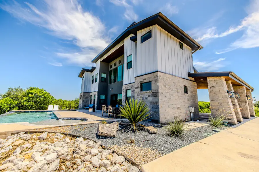 6160 W Hells Gate Drive, Strawn Gordon, TX 76475 - #2