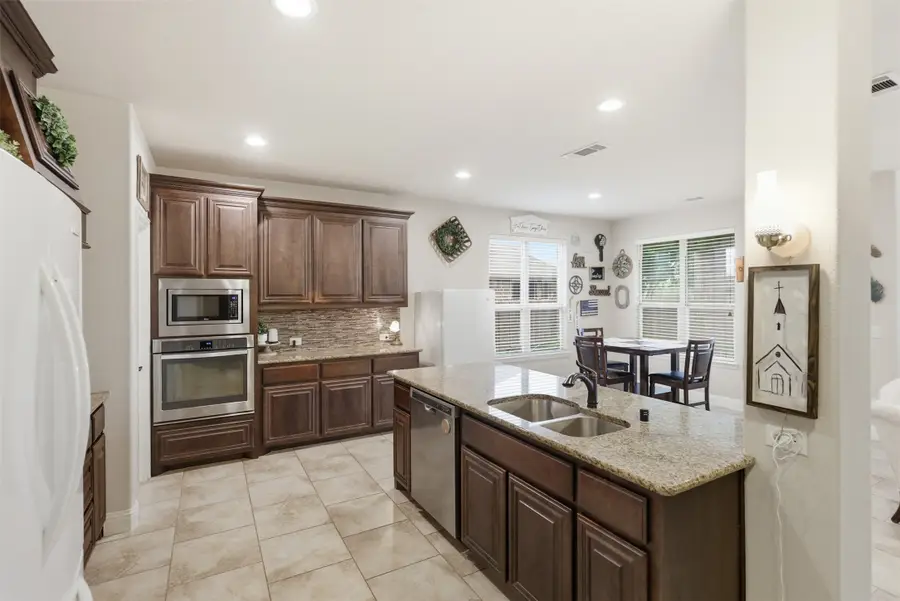 1385 Litchfield Lane, Burleson, TX 76028 - #3