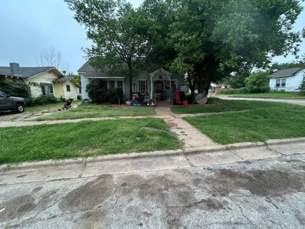 2100 Brown Street, Wichita Falls, TX 76309 - #1