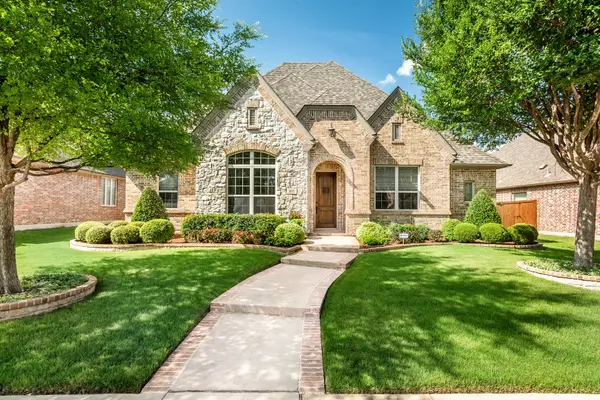 855 Falcon Trace Drive, Allen, TX 75013