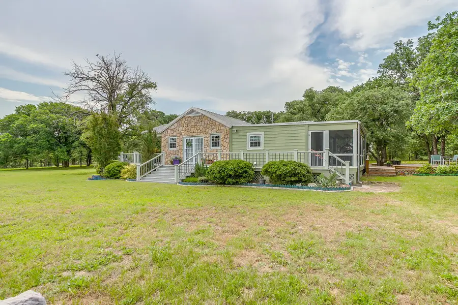 211 Silver Acres Road, Azle, TX 76020 - #2