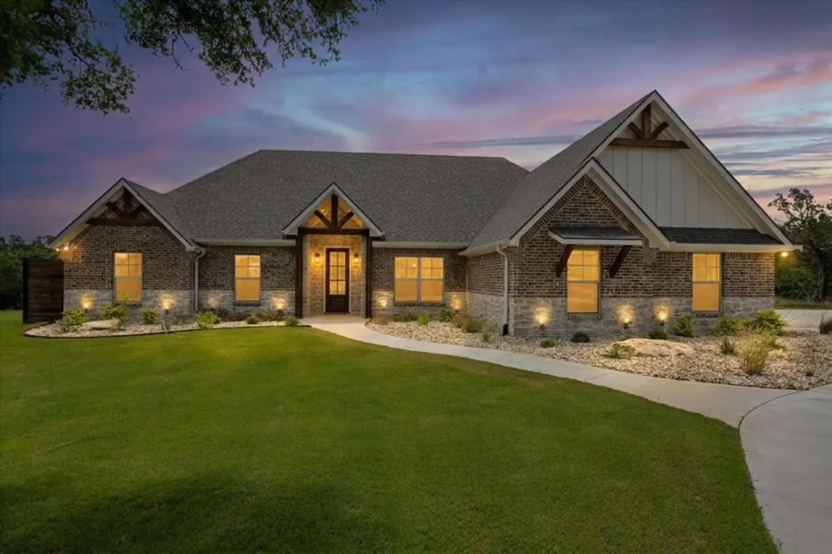 1260 Abigail Lane, Glen Rose, TX 76043 - #1