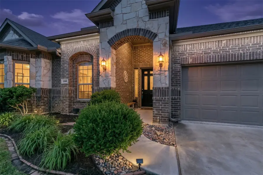 12209 Yarmouth Lane, Fort Worth, TX 76108 - #2