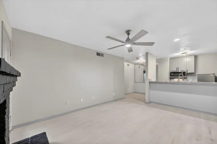 1810 N Garrett Avenue #124, Dallas, TX 75206 - #3