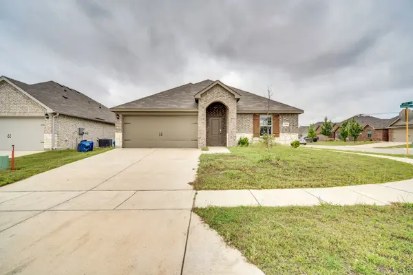 1219 Fairbanks Drive, Ennis, TX 75119