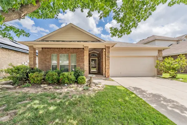 3217 Florian Lane, Fort Worth, TX 76108
