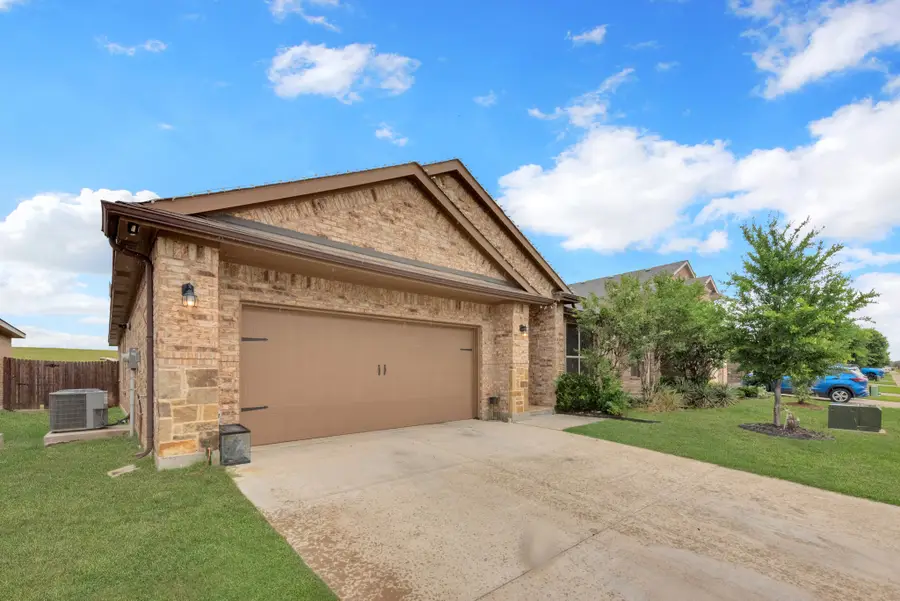 16128 Bronte Lane, Justin Roanoke, TX 76247 - #2