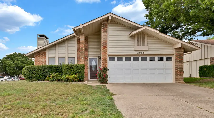5901 Chisholm Trail, Haltom City, TX 76148 - #2