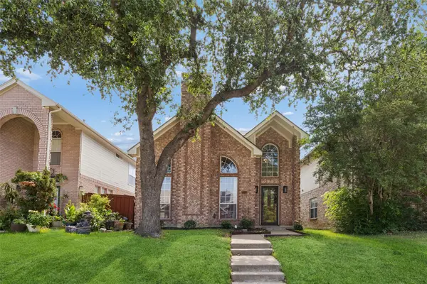2212 Meadowstone Drive, Carrollton, TX 75006
